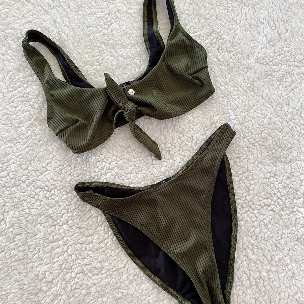 Olive Green Ribbed Bikini☘️